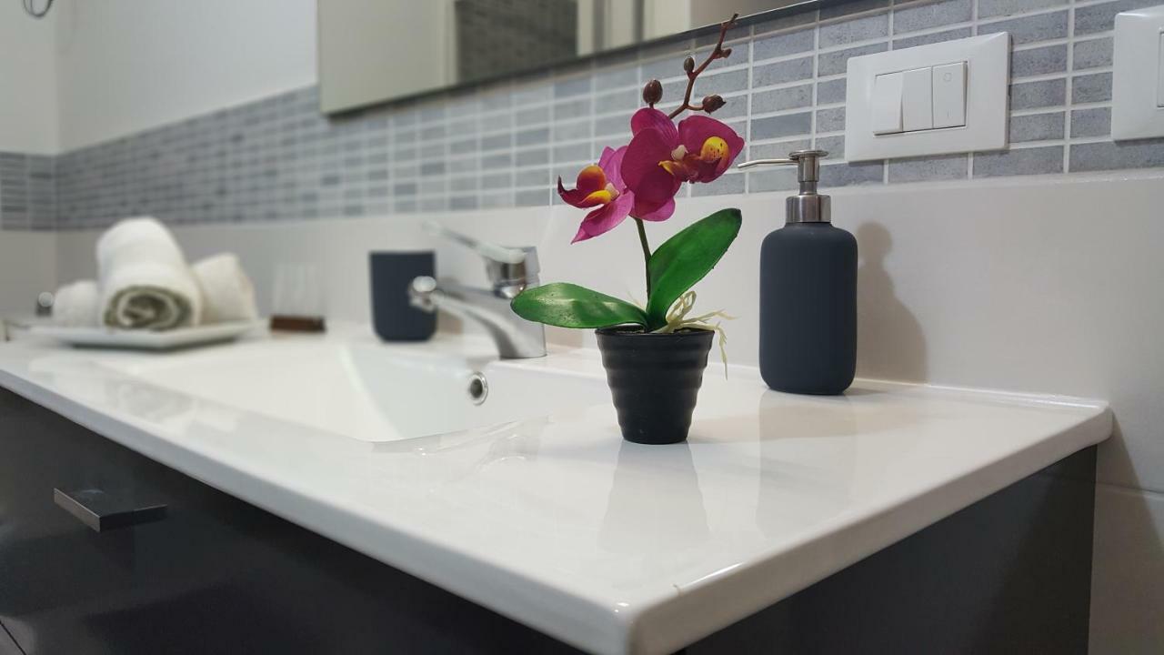 Loft Karol Taormina Apartment Gaggi ภายนอก รูปภาพ